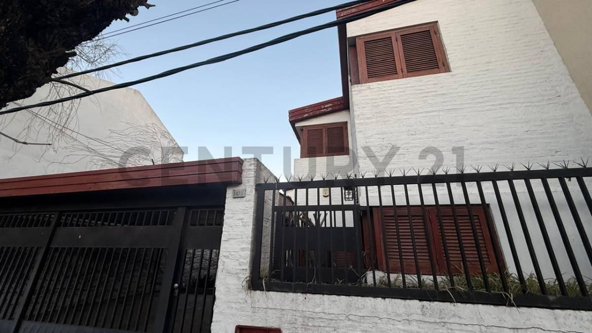 Foto de Casa a la Venta de 4 dormitorios, en La Plata, provincia Buenos Aires, imagen 5
