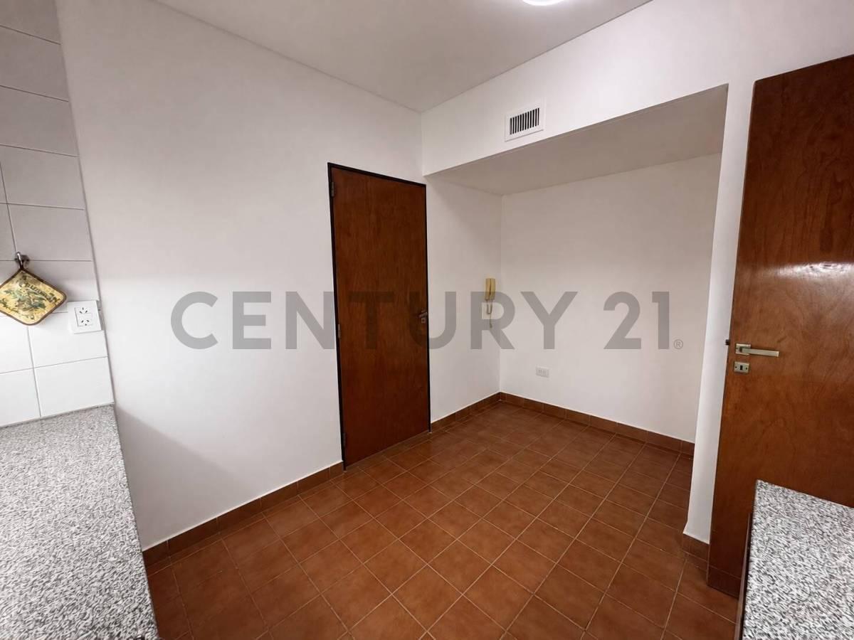 Foto de DEPARTAMENTO EN ALQUILER 3 DORMITORIOS EN LA PLATA, imagen 4