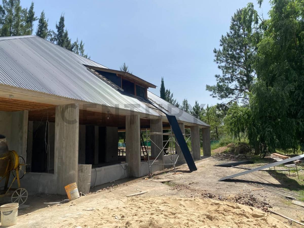 Foto de CASA DE 3 DORMITORIOS A LA VENTA EN MIRALAGOS, imagen 4
