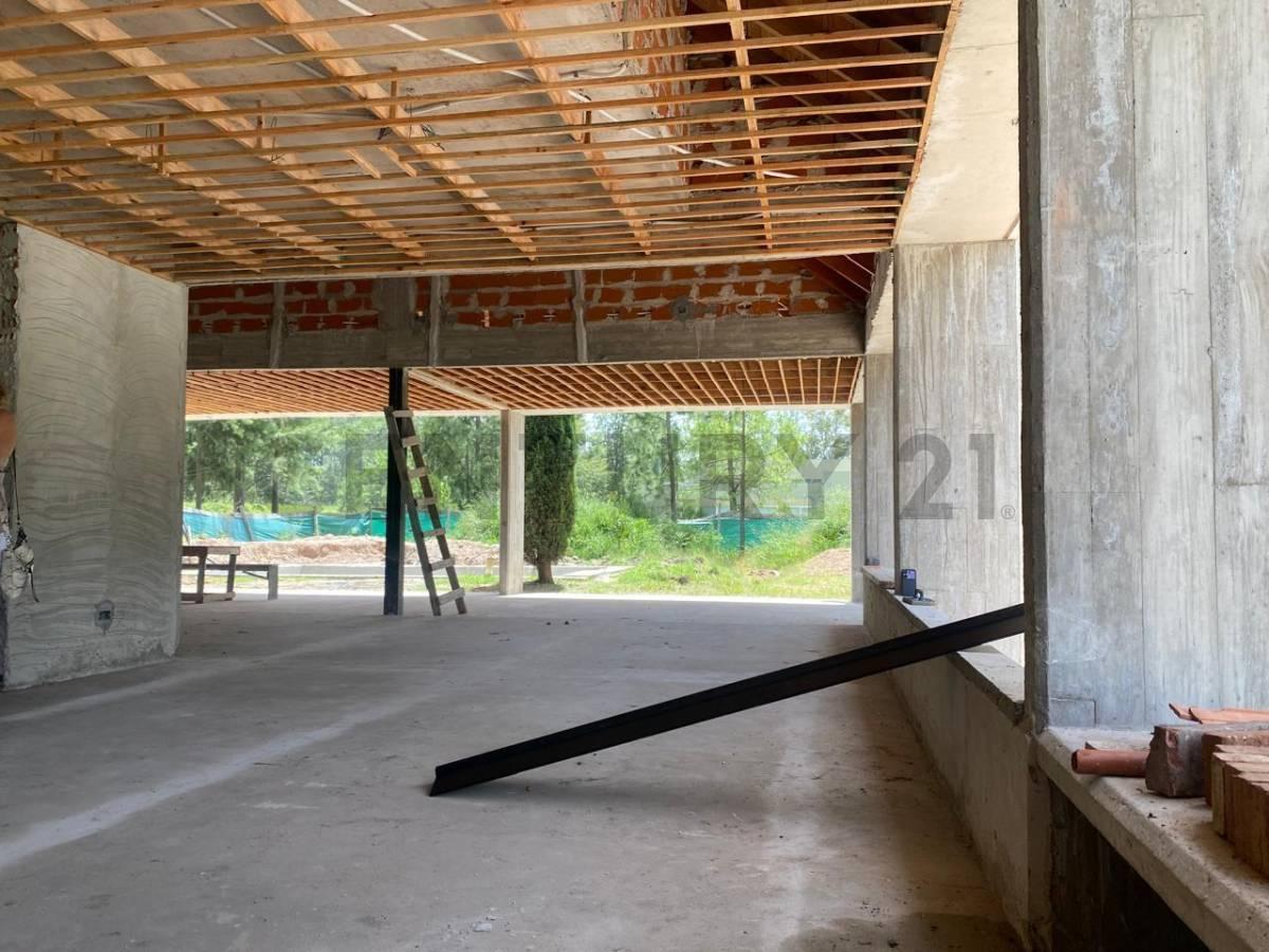 Foto de CASA DE 3 DORMITORIOS A LA VENTA EN MIRALAGOS, imagen 1