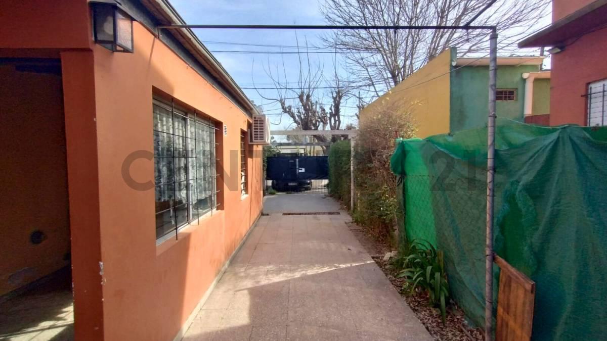 Foto de CASA A REFACCIONAR EN VENTA EN CITY BELL 3 DORMITORIOS, imagen 1