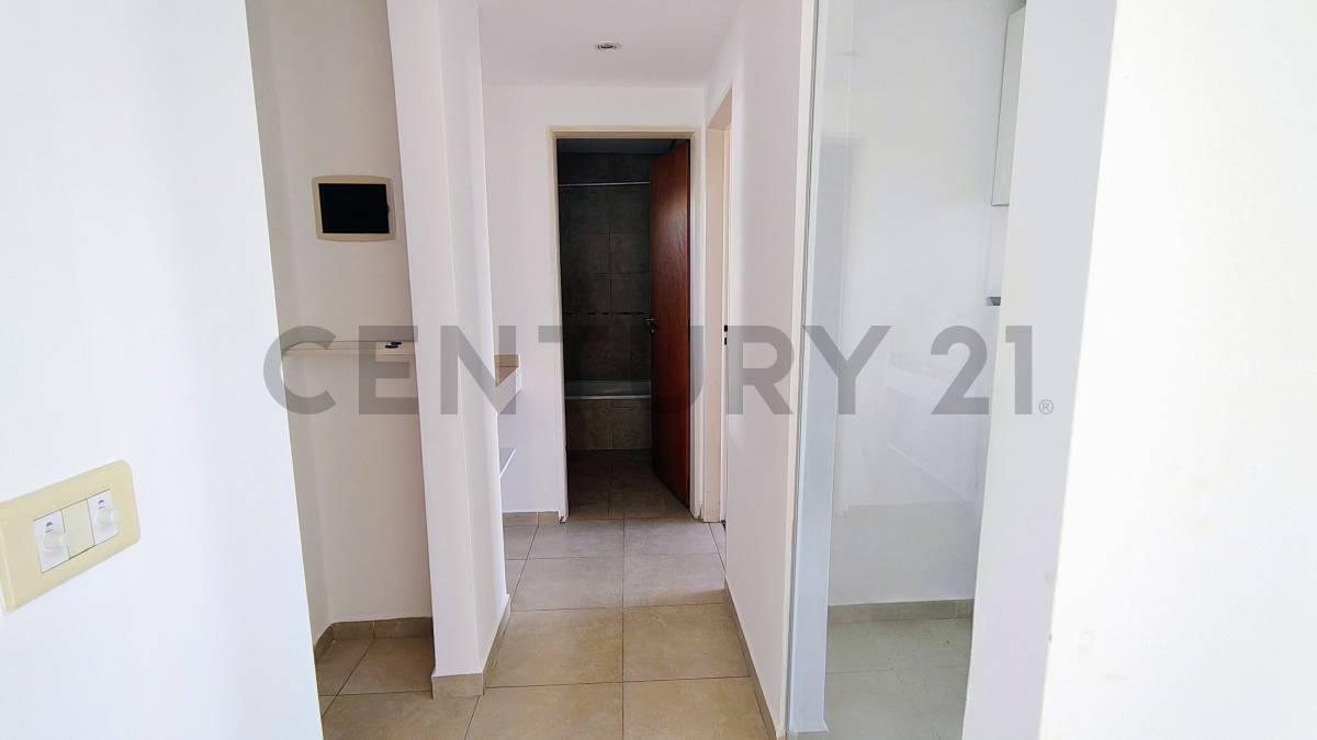 Foto de Semi Piso en Alquiler - 1 dormitorio con Cochera en La Plata, imagen 3