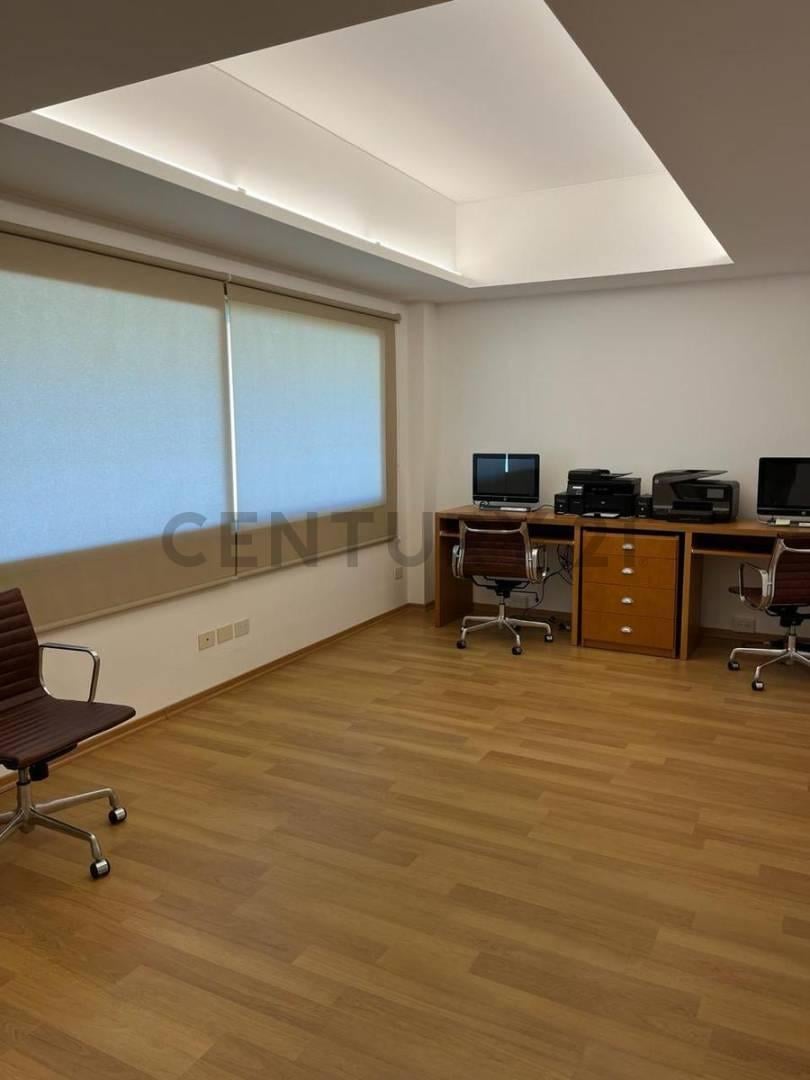 Foto de OFICINA A LA VENTA EN LA PLATA, imagen 1