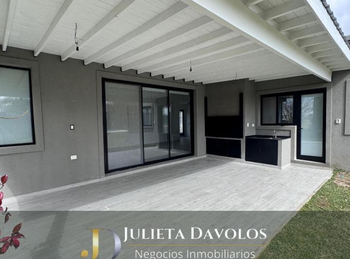 OPORTUNIDAD! Casa en Venta/Alquiler 4 Ambientes Barrio el Cantón Norte-Alternativas de Financiación 1