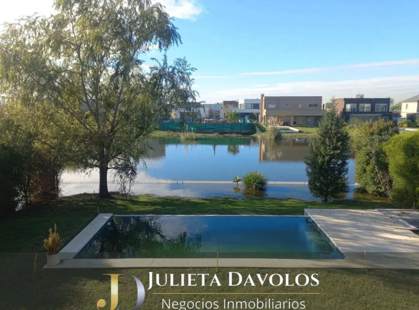 Casa al agua en Venta El Canton Barrio Norte-Escobar 2