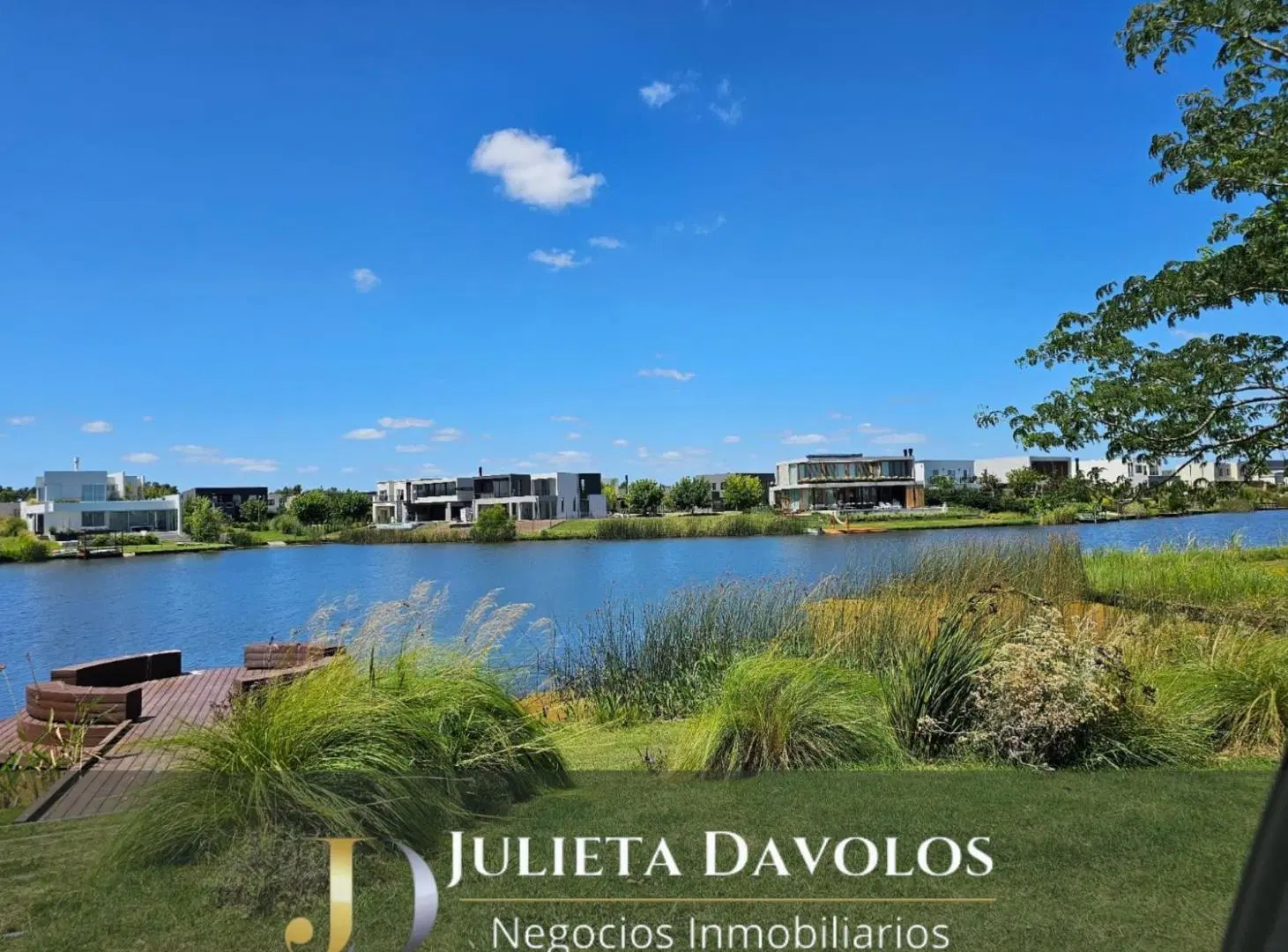 Casa en Venta/Alquiler 5 Ambientes Puertos del Lago Barrio Vistas 3