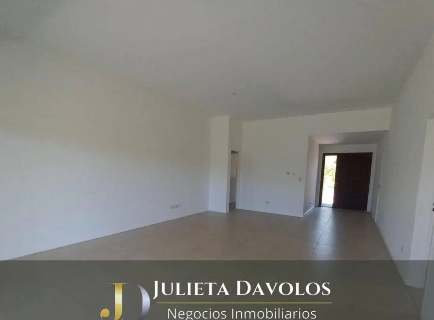 Casa en Venta/Alquiler 5 Ambientes Puertos del Lago Barrio Vistas 2