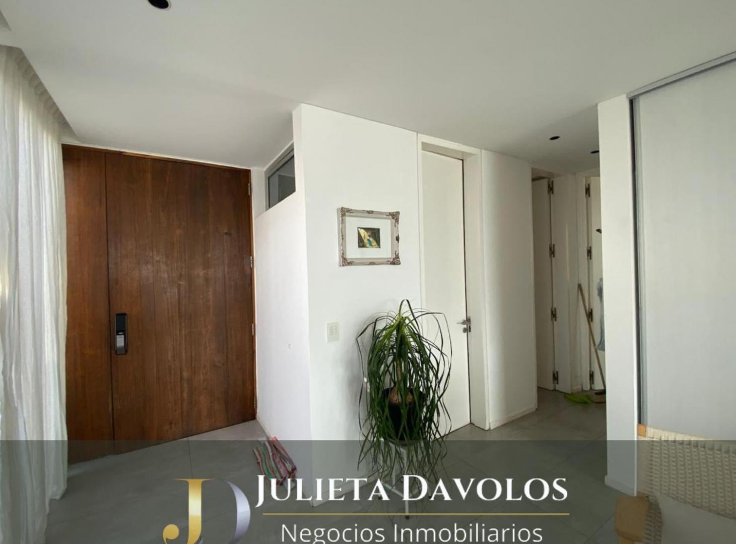 Casa en  venta al agua en Puertos, Marinas- 2 Dorm en suite, pileta y parquizacion