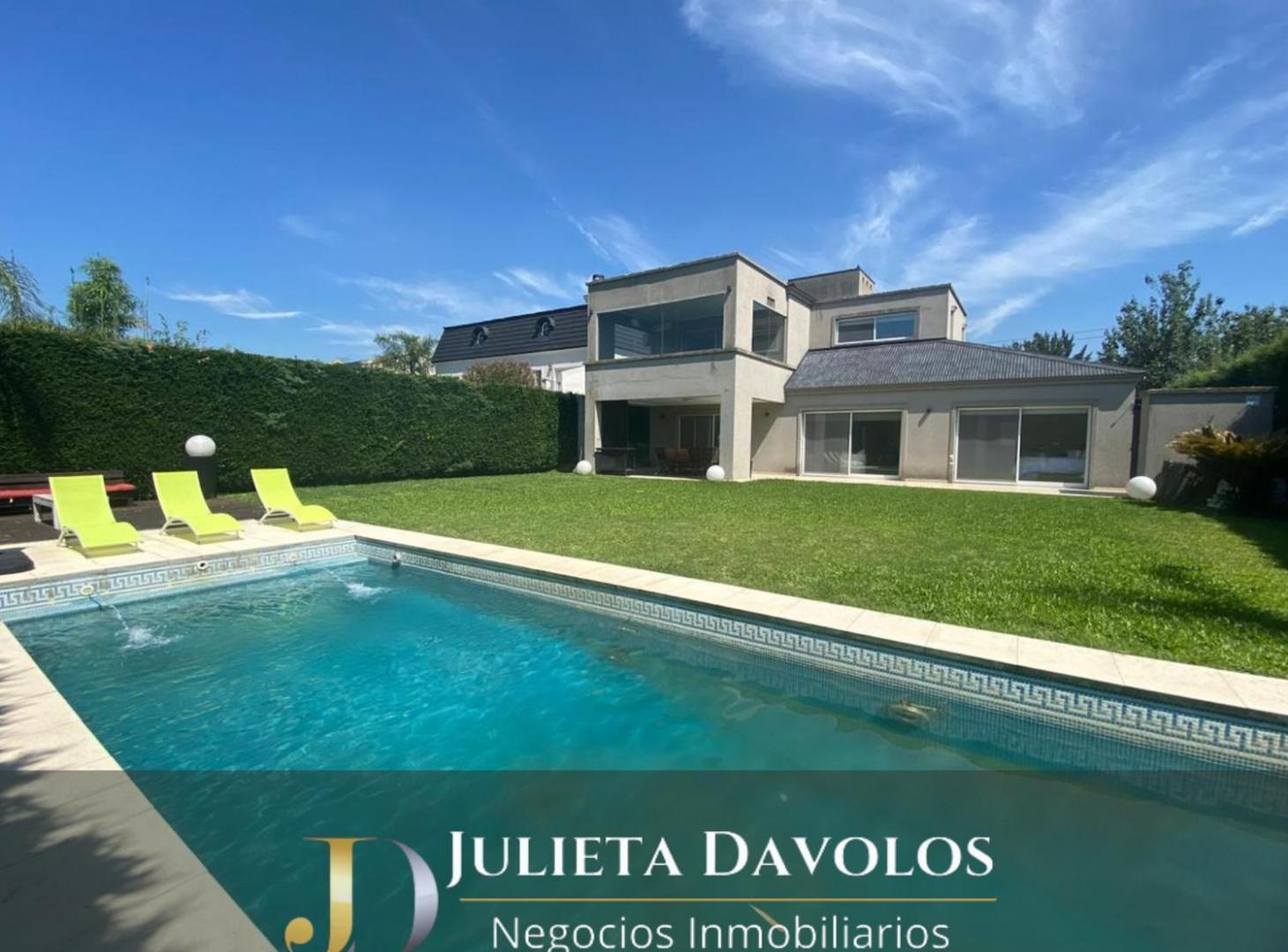 Casa con pileta,