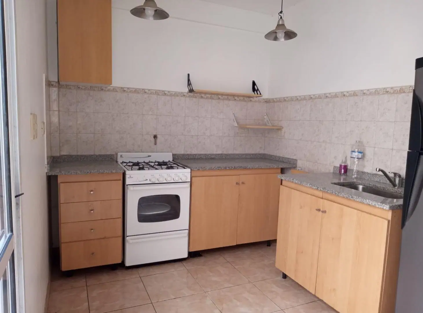 Venta PH 2 ambientes Villa General Mitre 1