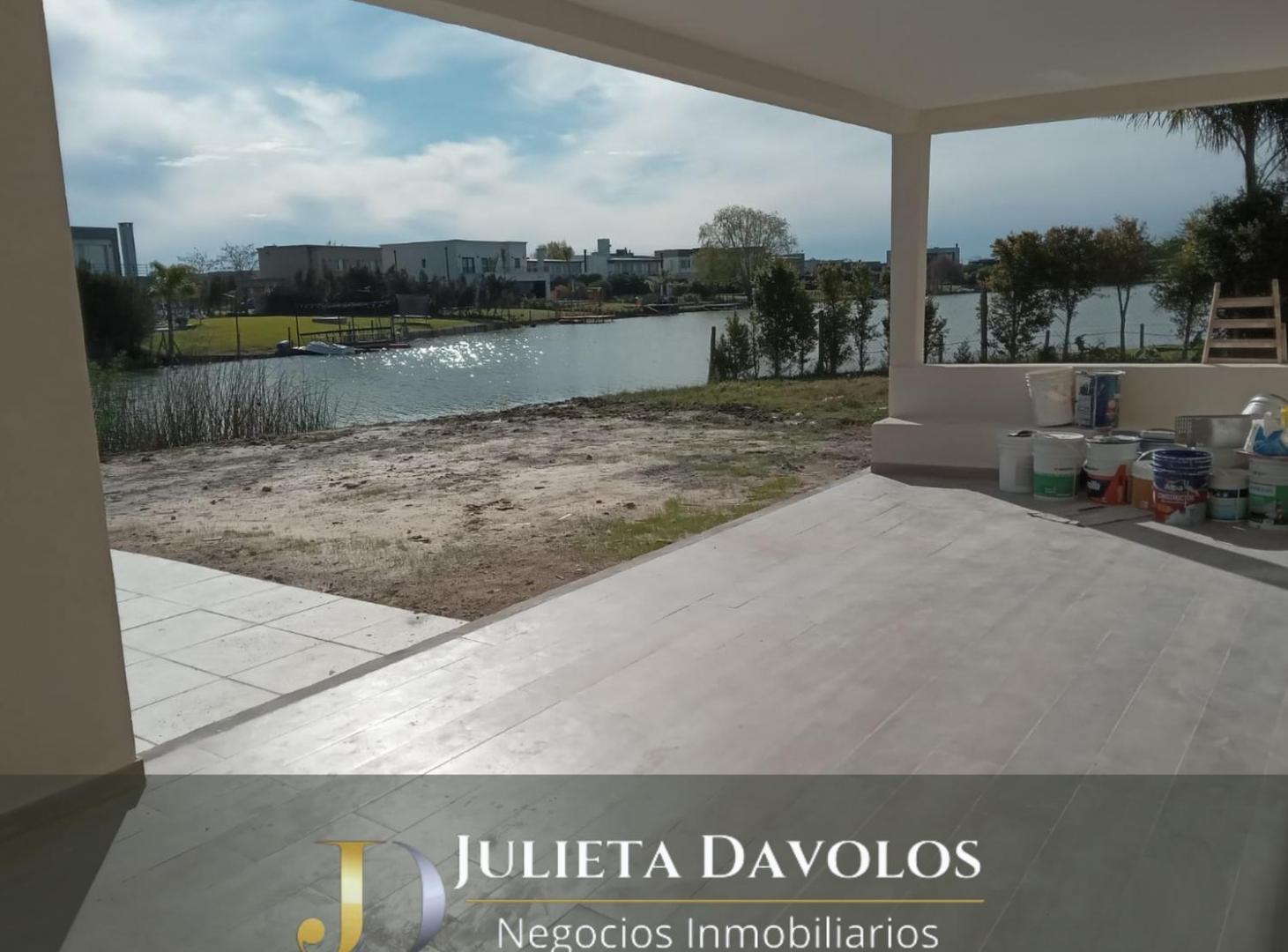 Foto de Casa a la laguna en Venta El Canton Barrio Norte, imagen 3