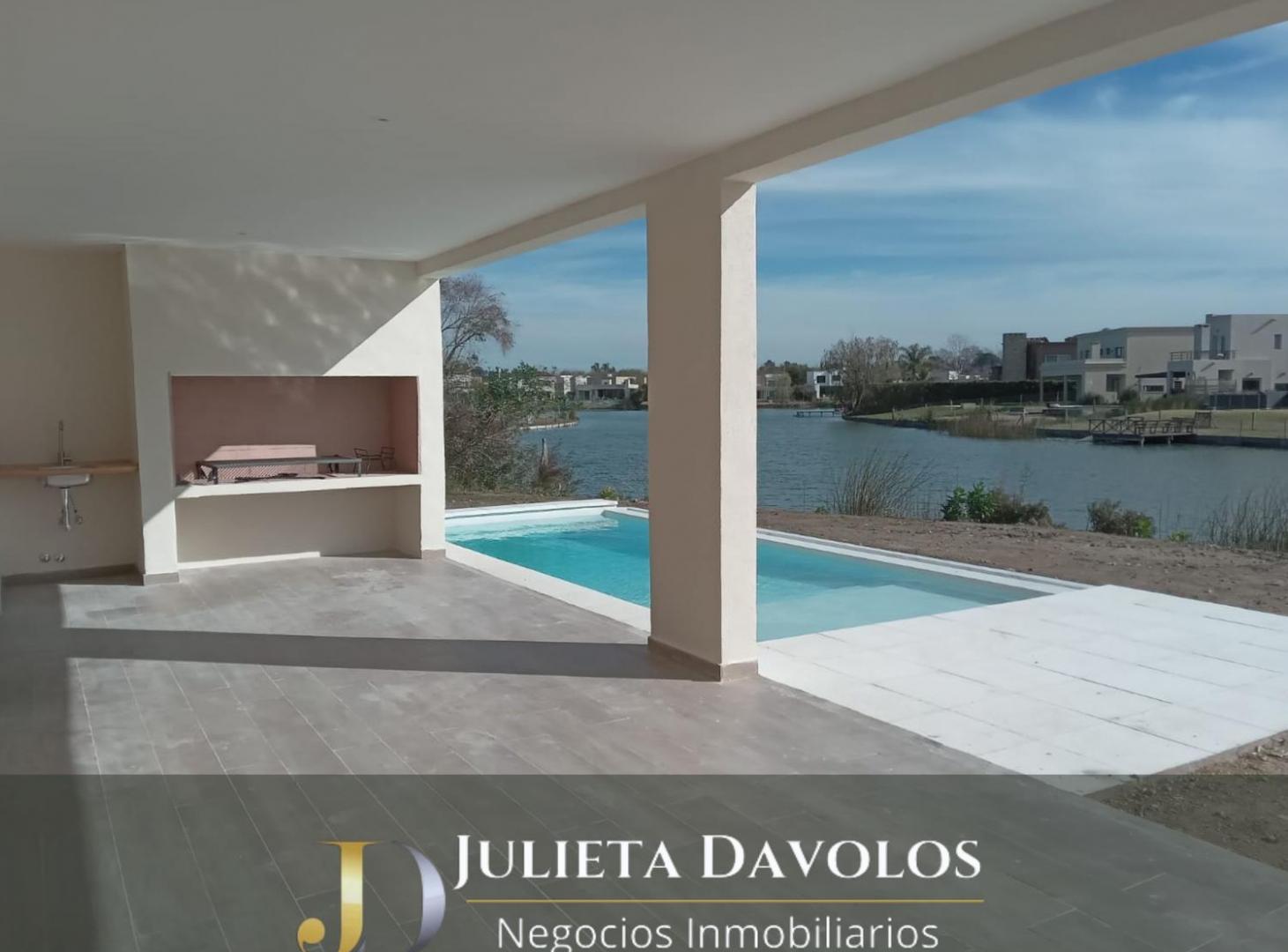 Foto de Casa a la laguna en Venta El Canton Barrio Norte, imagen 1