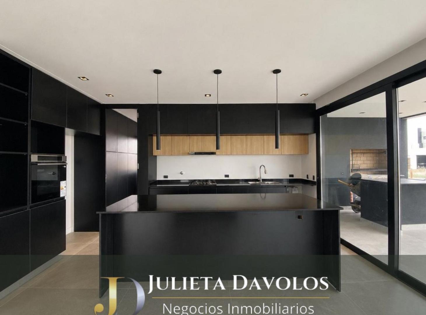 Foto de Casa a estrenar con 4 dormitorios, pileta, parrilla, imagen 2
