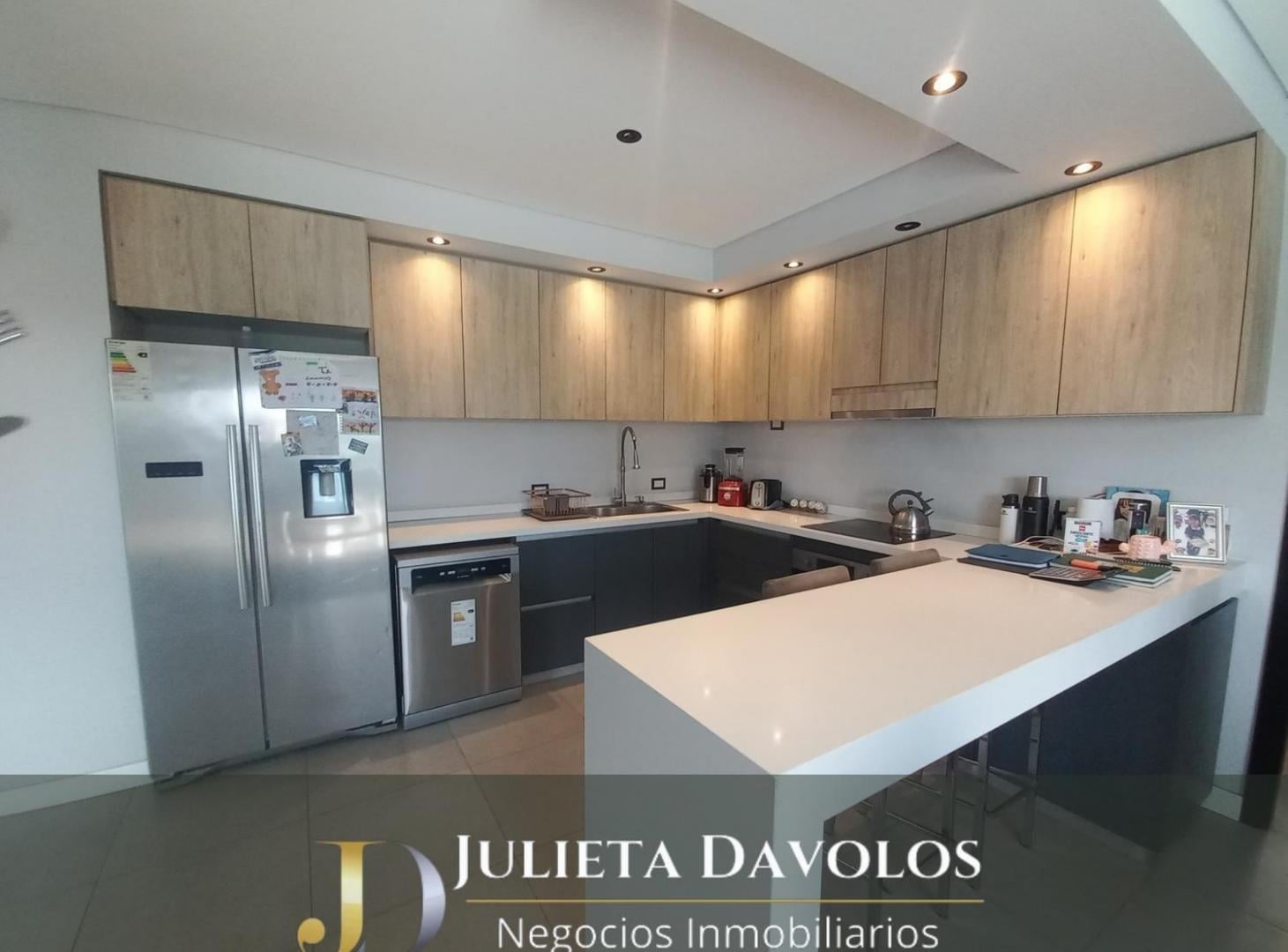 Foto de Casa a la laguna en Venta 6 Ambientes El Canton Barrio Norte, imagen 2