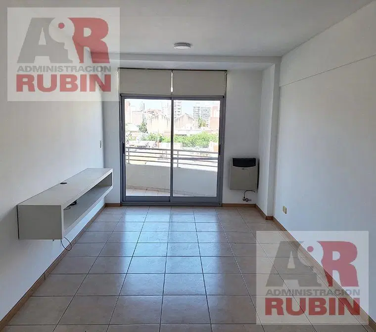 1 DORMITORIO CONTRAFRENTE CON BALCON 5