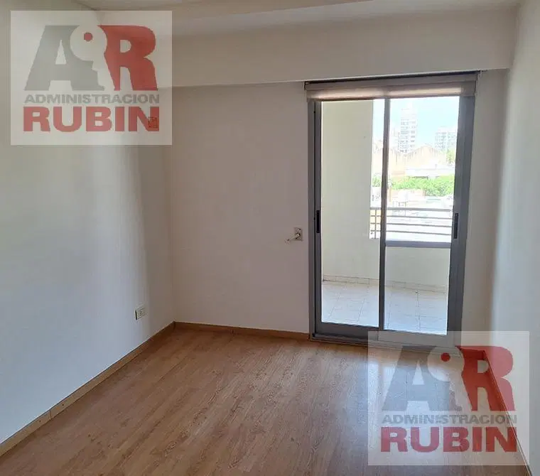 1 DORMITORIO CONTRAFRENTE CON BALCON 4