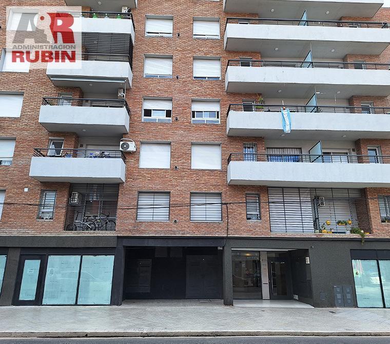 1 DORMITORIO CONTRAFRENTE CON BALCON