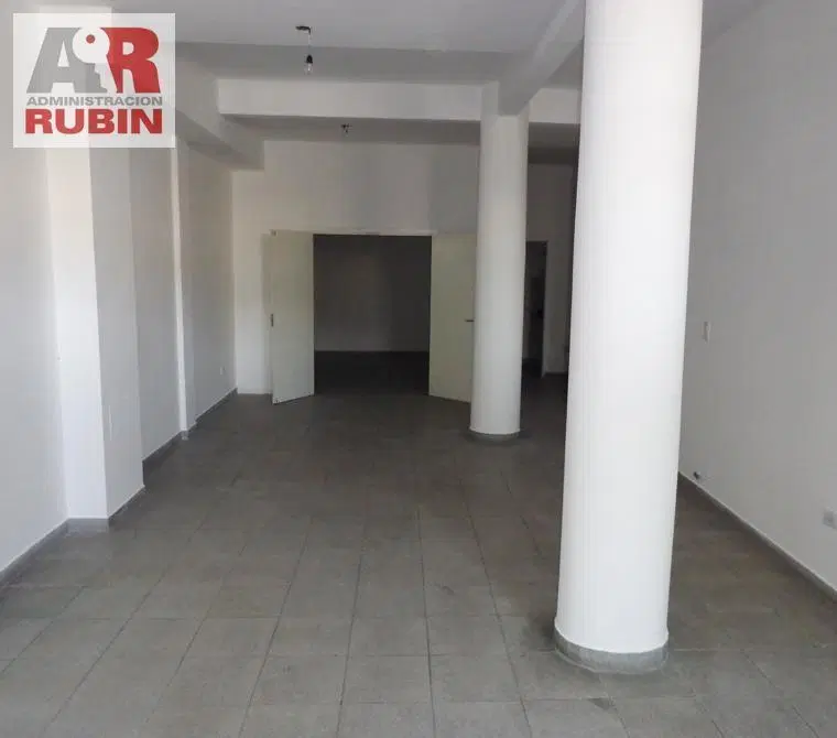 LOCAL COMERCIAL CON DEPOSITO 1