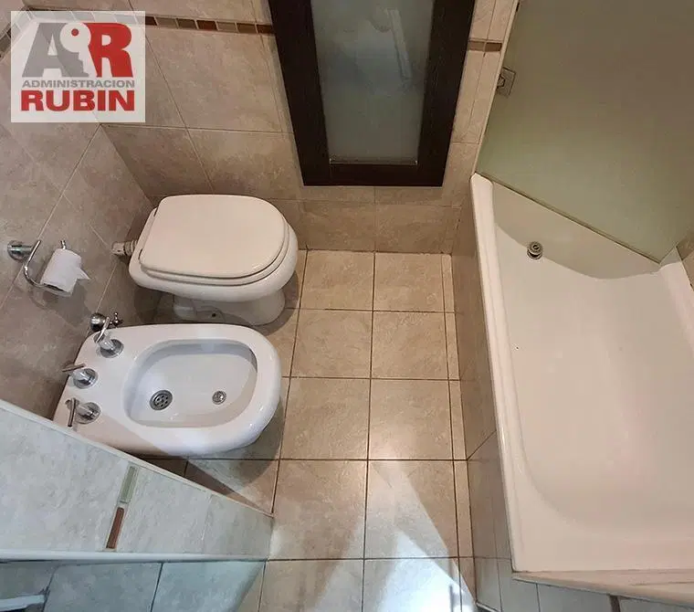 1 DORMITORIO CONTRAFRENTE CON COCHERA Y BAULERA 3