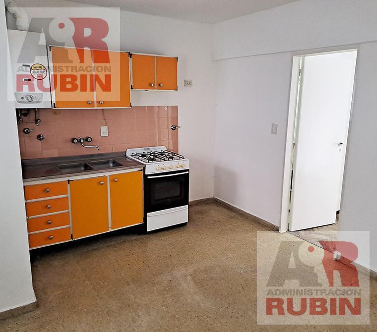 Foto de 1 DORMITORIO INTERNO CON 2 PATIOS CHICOS, imagen 3