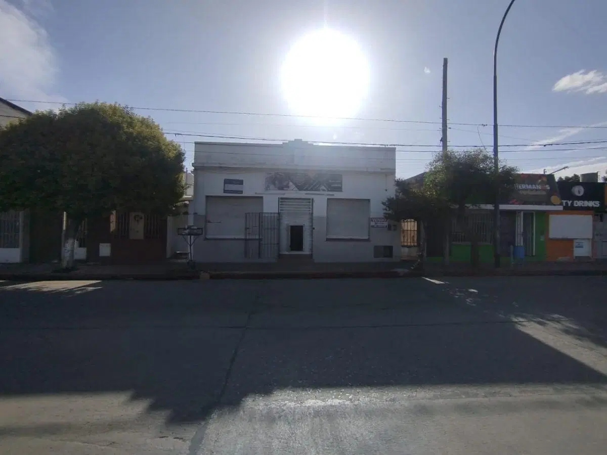 ALQUILO LOCAL COMERCIAL AV RANCAGUA 1
