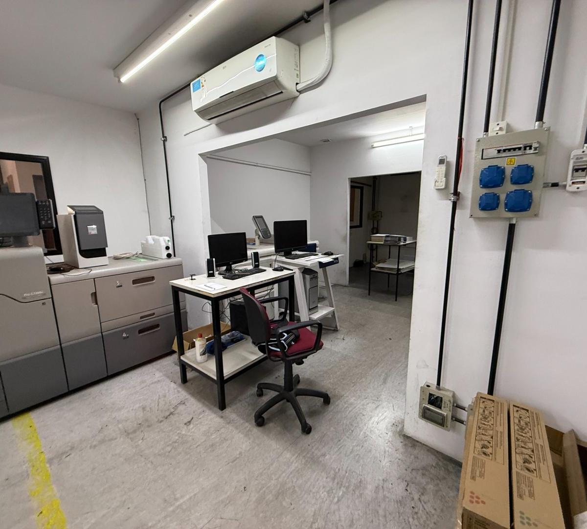 Venta Galpon Deposito Oficinas Industrial Barracas Caba 5