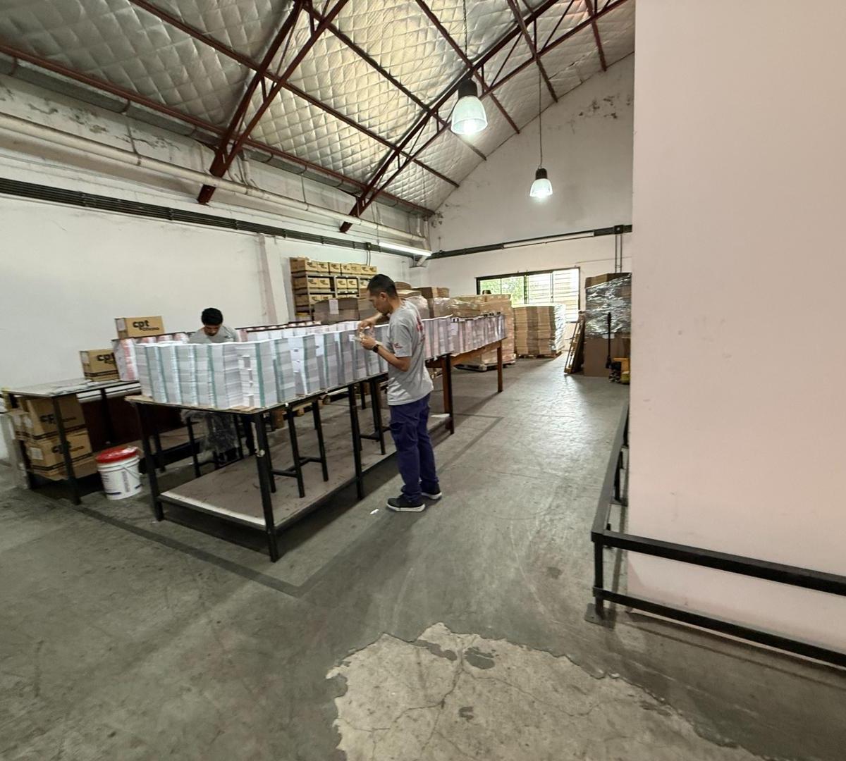 Venta Galpon Deposito Oficinas Industrial Barracas Caba 2