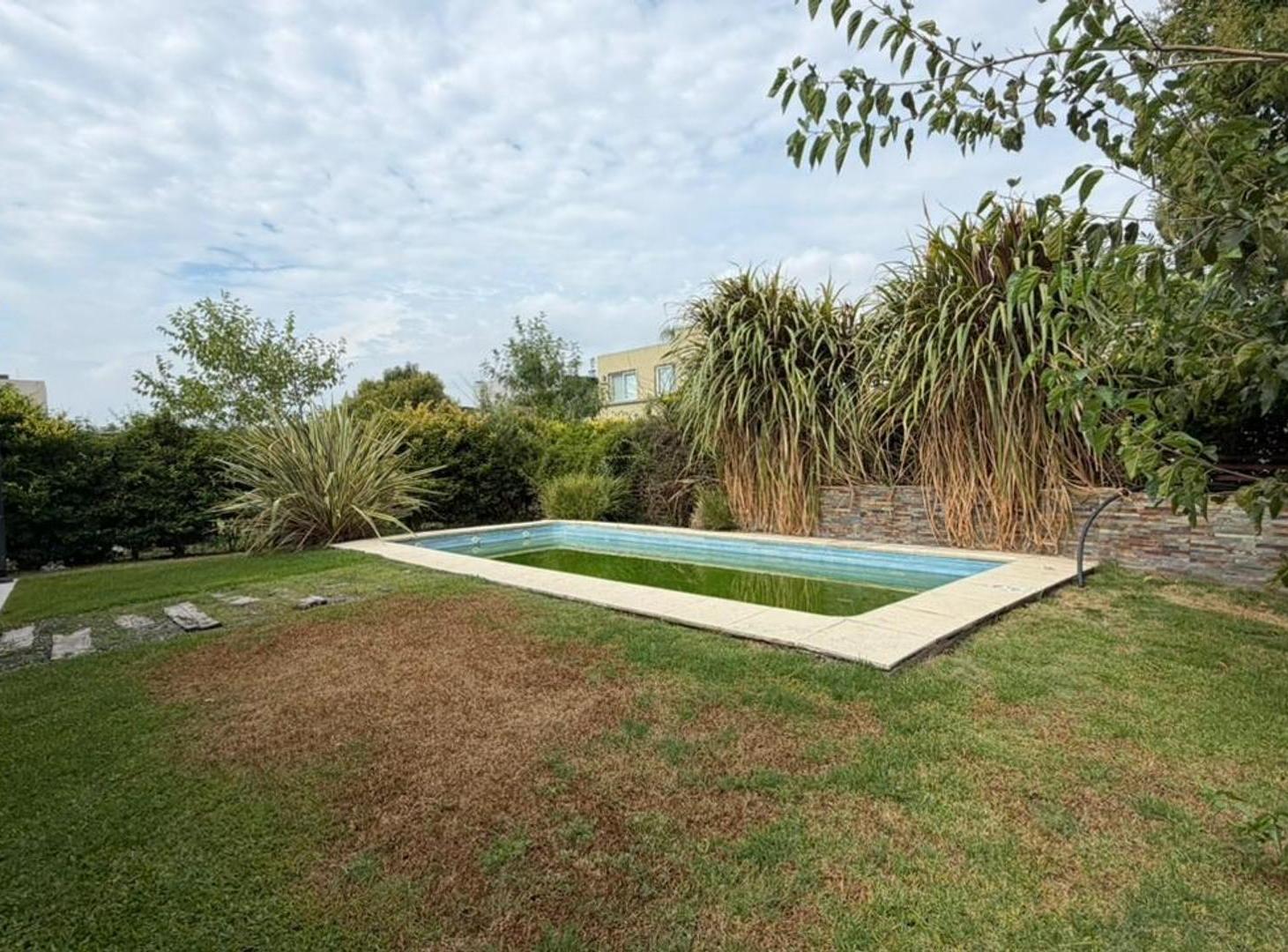 Venta casa tipo 4 ambientes parque pileta Pilar