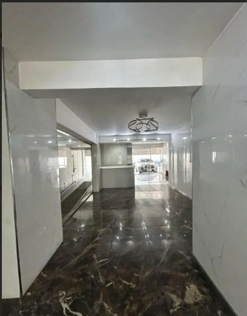OFICINA EN VENTA EN BANFIELD 2