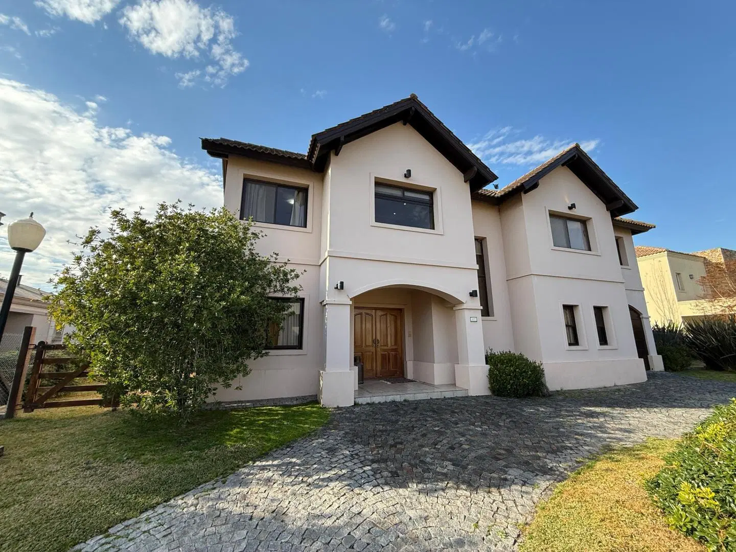 Venta Casa San Eliseo parque Pileta Apto crédito permuta 2