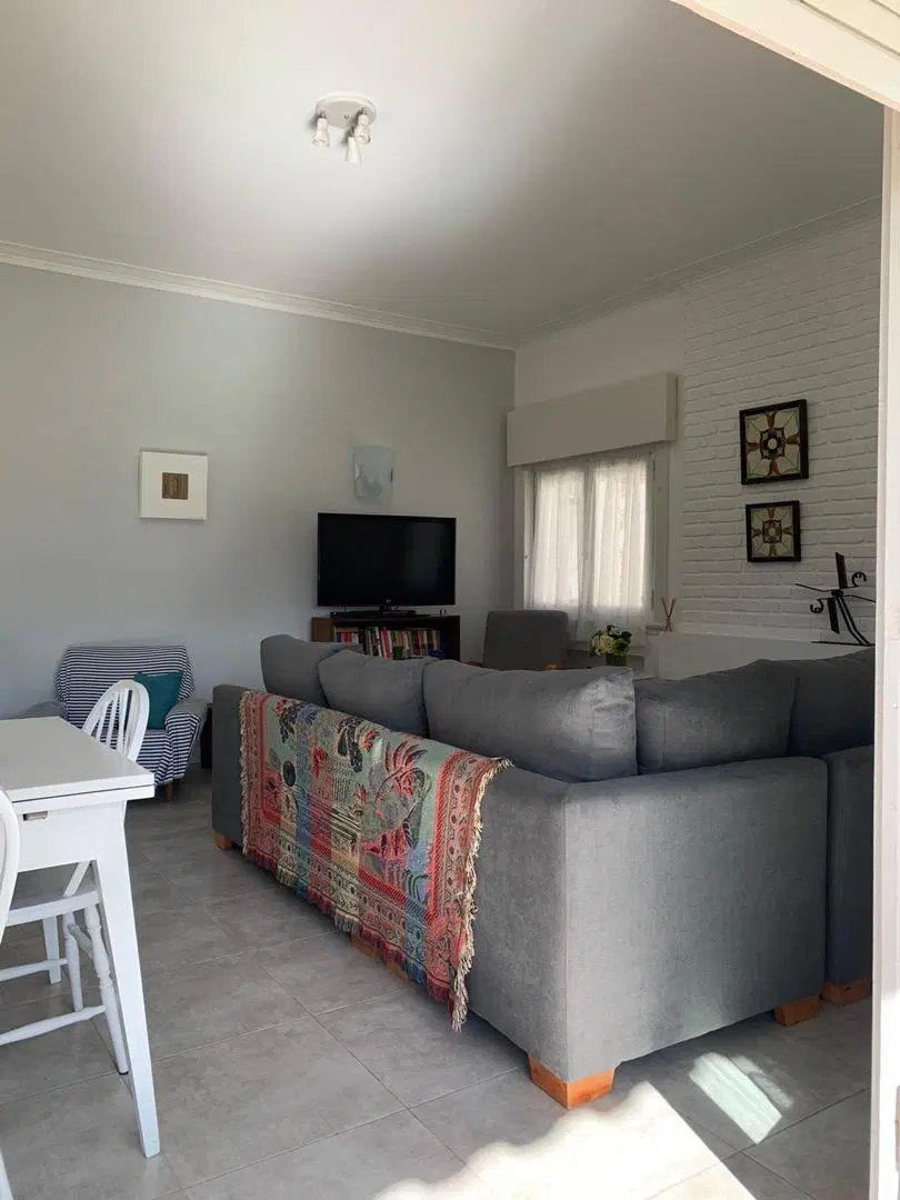 Casa en venta 8 ambientes en Zona 5 Miramar 5