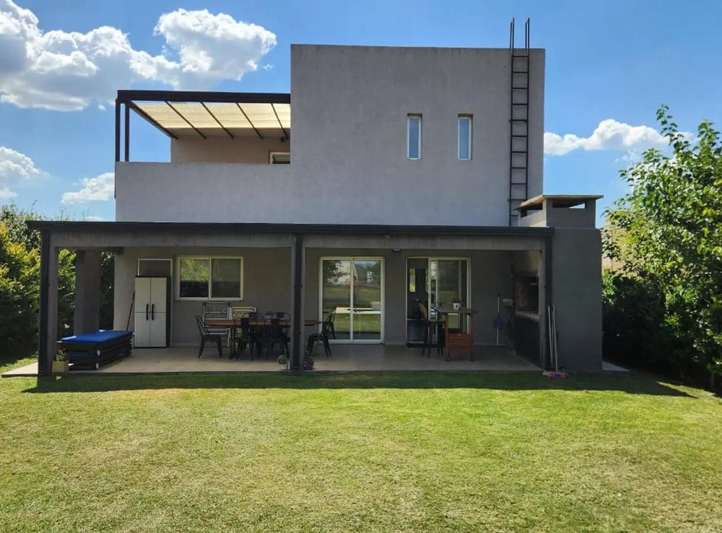 VENTA casa en Los Arces 3
