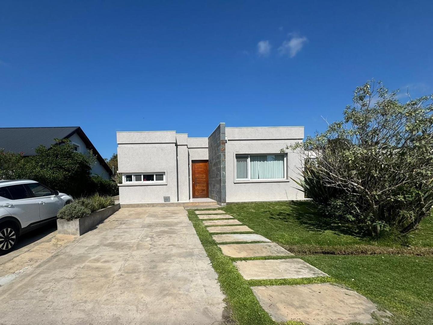 VENTA casa en Los Arces