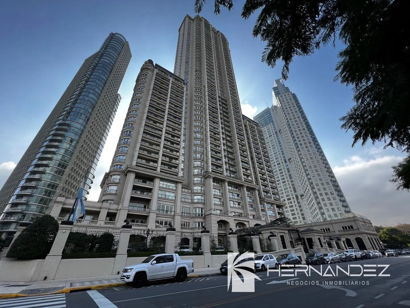 Venta Semipiso Pto Madero cochera pileta amueblado baulera 1