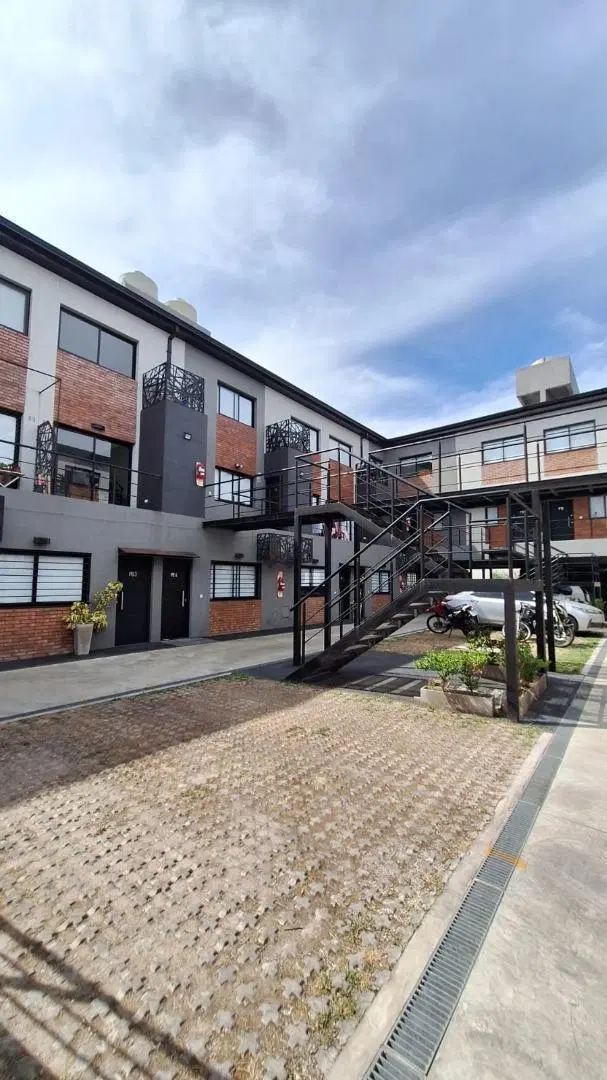 DEPARTAMENTO MONOAMBIENTE EN VENTA EN LANUS APTO CREDITO 3