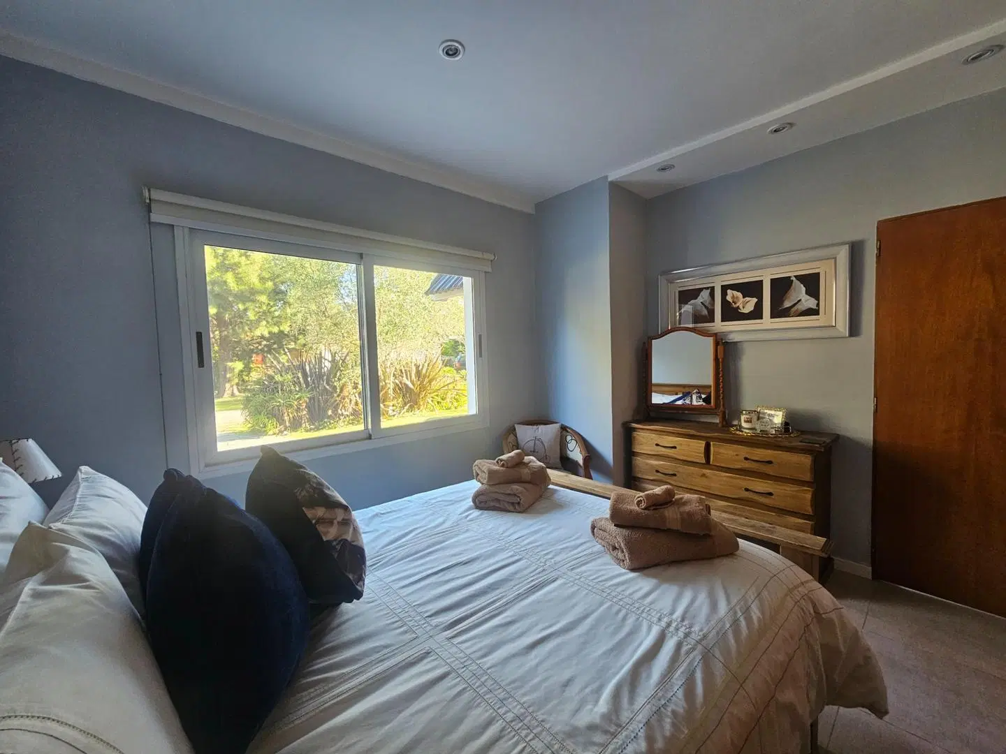 Venta casa 8 Ambientes Barrio El Lauquen 4