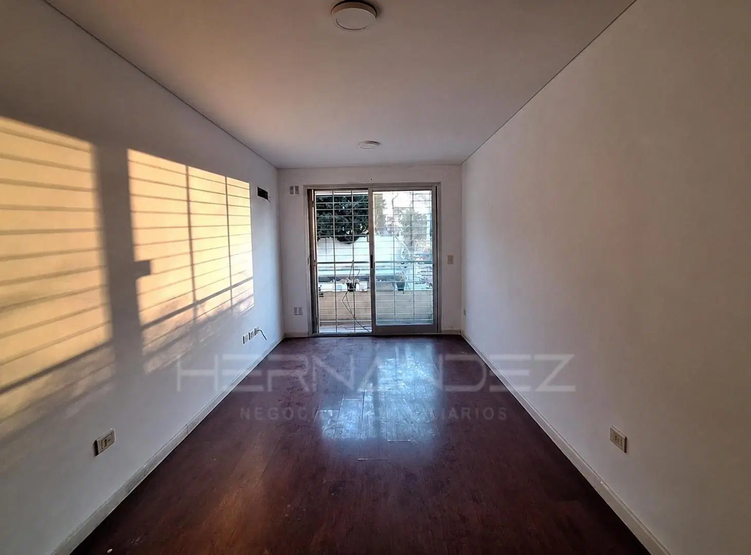 VENTA DEPARTAMENTO COCHERA LOMAS ZAMORA Apto credito 2