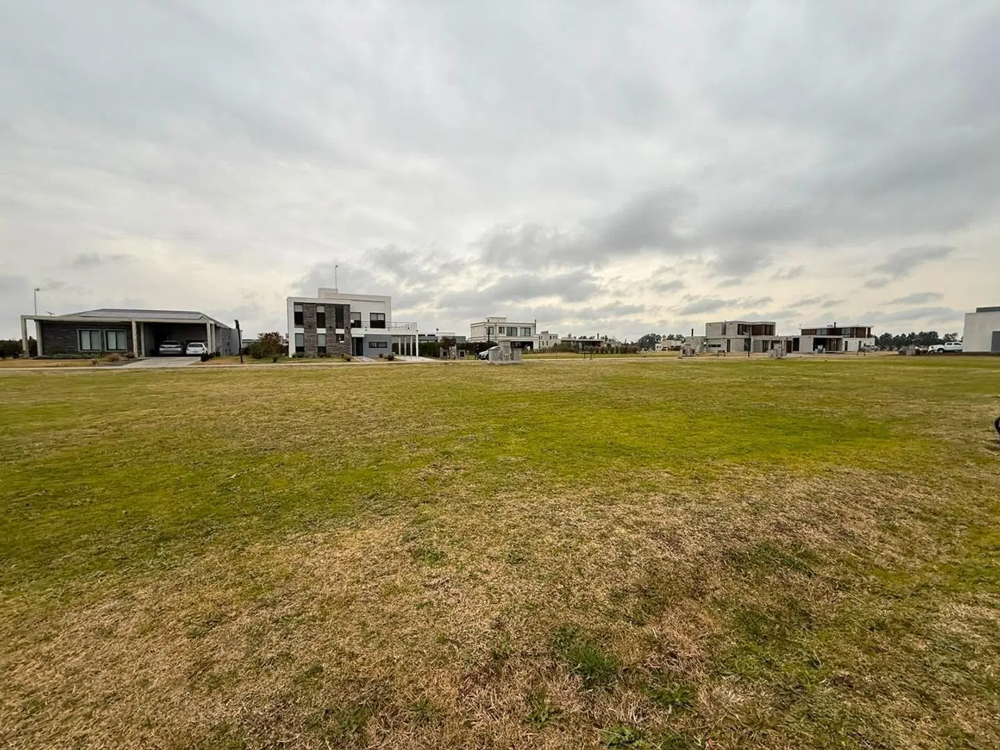 Venta terreno Barrio Lares de Canning financia 3