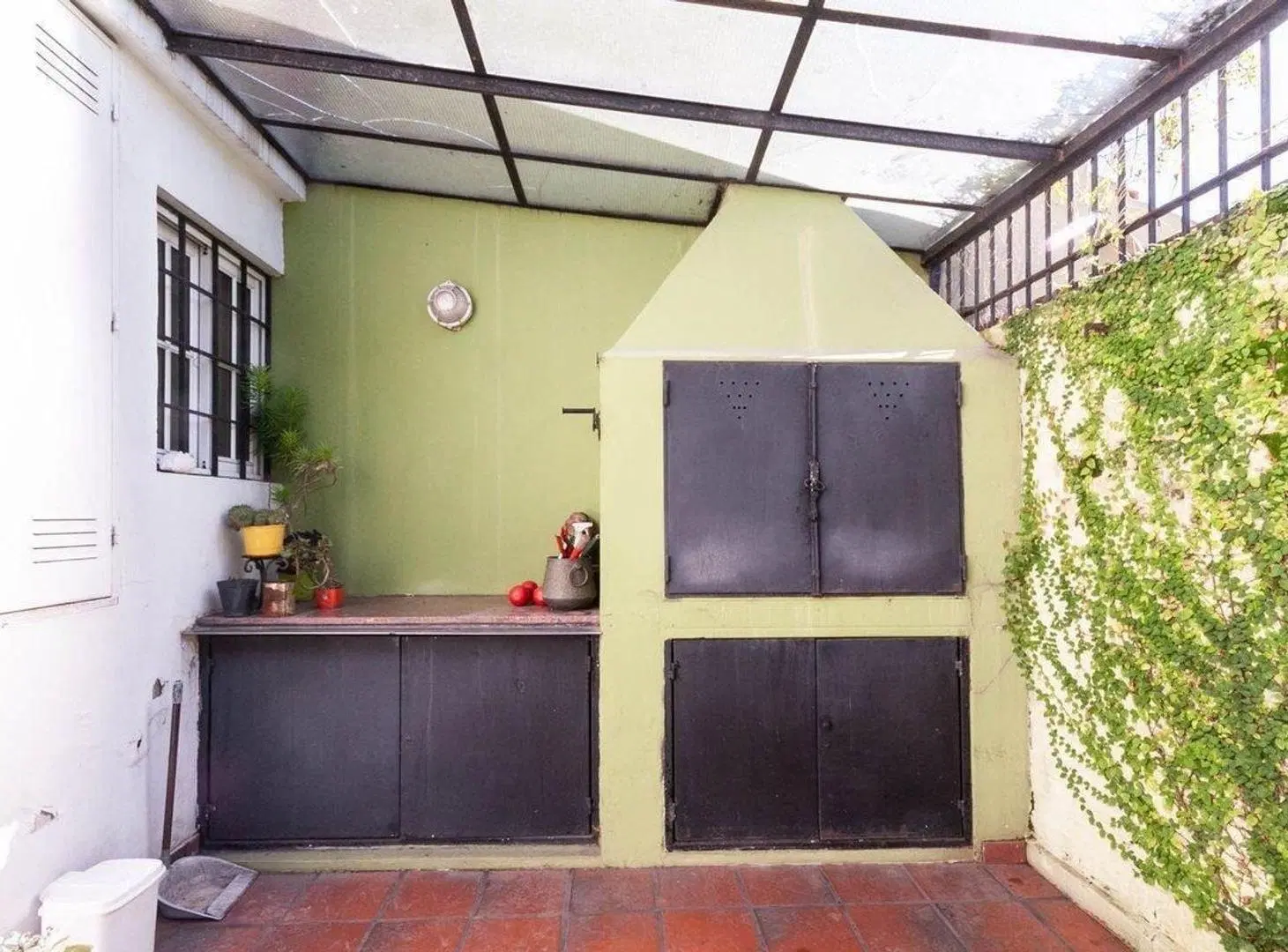 CASA 5 AMBIENTES EN VENTA EN ADROGUE APTO CRÉDITO 1