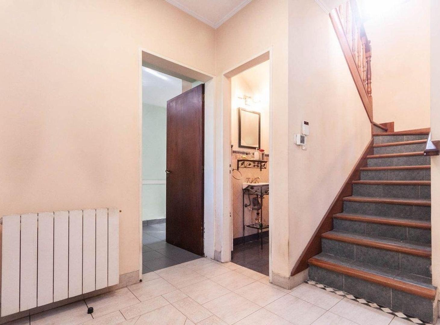 Foto de CASA 5 AMBIENTES EN VENTA EN ADROGUE APTO CRÉDITO, imagen 5
