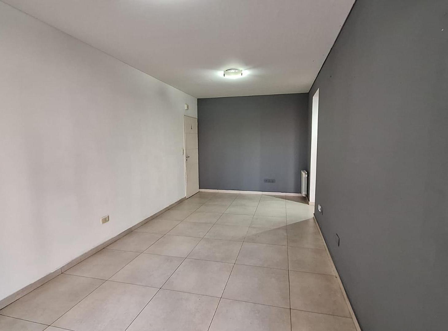 Foto de DEPARTAMENTO 2 AMBIENTES EN LOMAS DE ZAMORA APTO CRÉDITO, imagen 2
