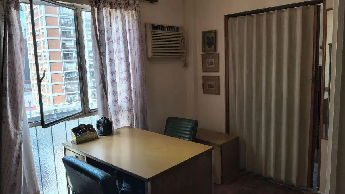 Monoamb. oficina de 29 m2 en venta en Balvanera 3