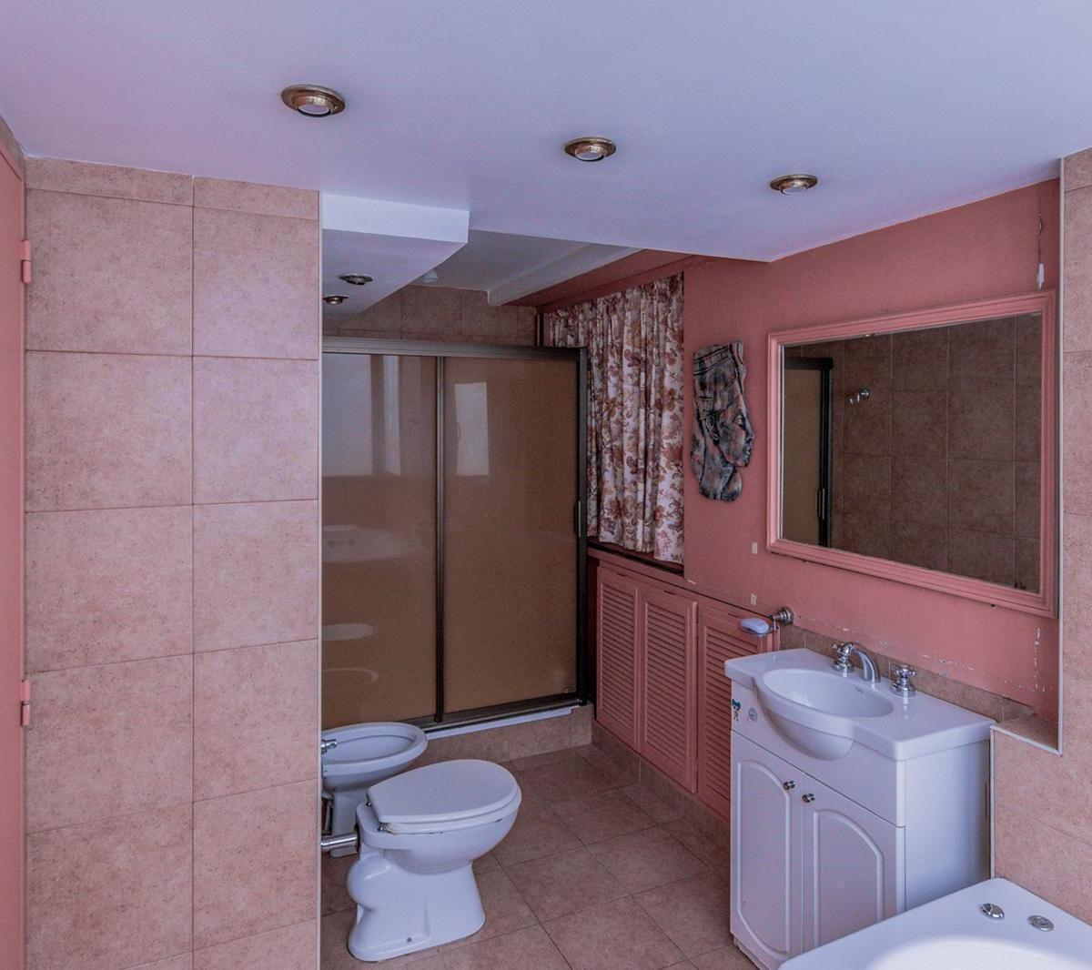 Departamento de 4 Dorm. con Cochera en Venta en Palermo Chico. Bajas Expensas 3