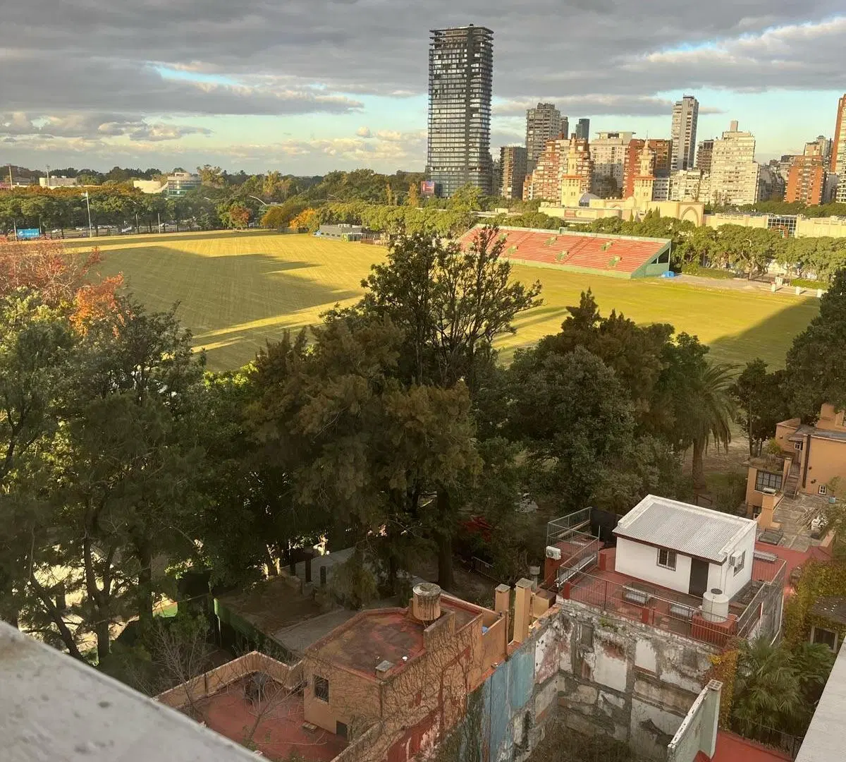 Venta de departamento de 2 ambientes en Las Canitas 2