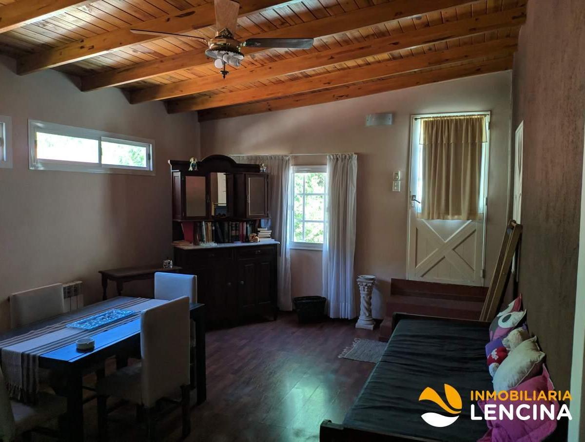 Casa en Venta - 3 Dorm. 1 Depto - B La Cuesta 2