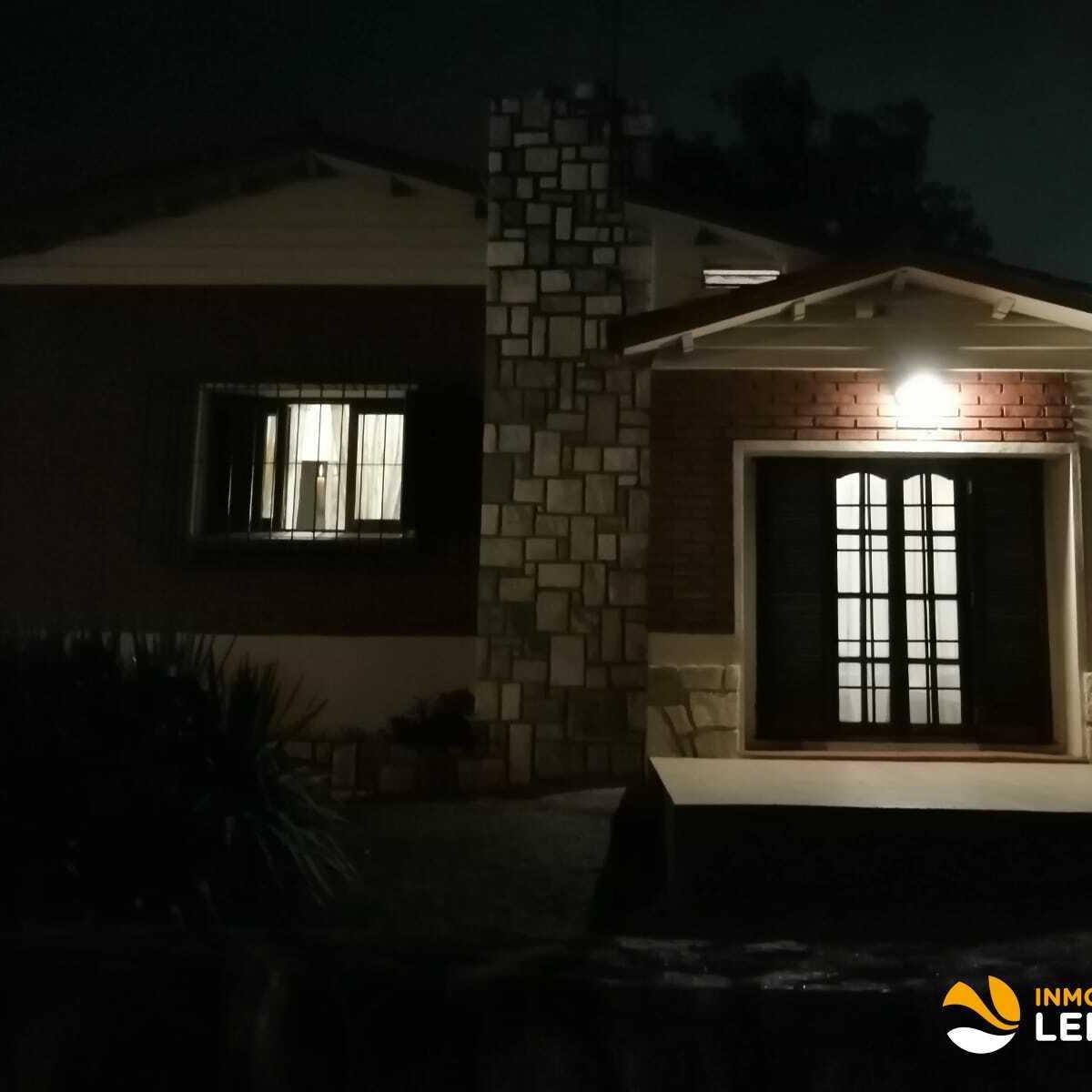 Casa en Venta - 3 Dorm. - Villa del Lago Carlos Paz 2