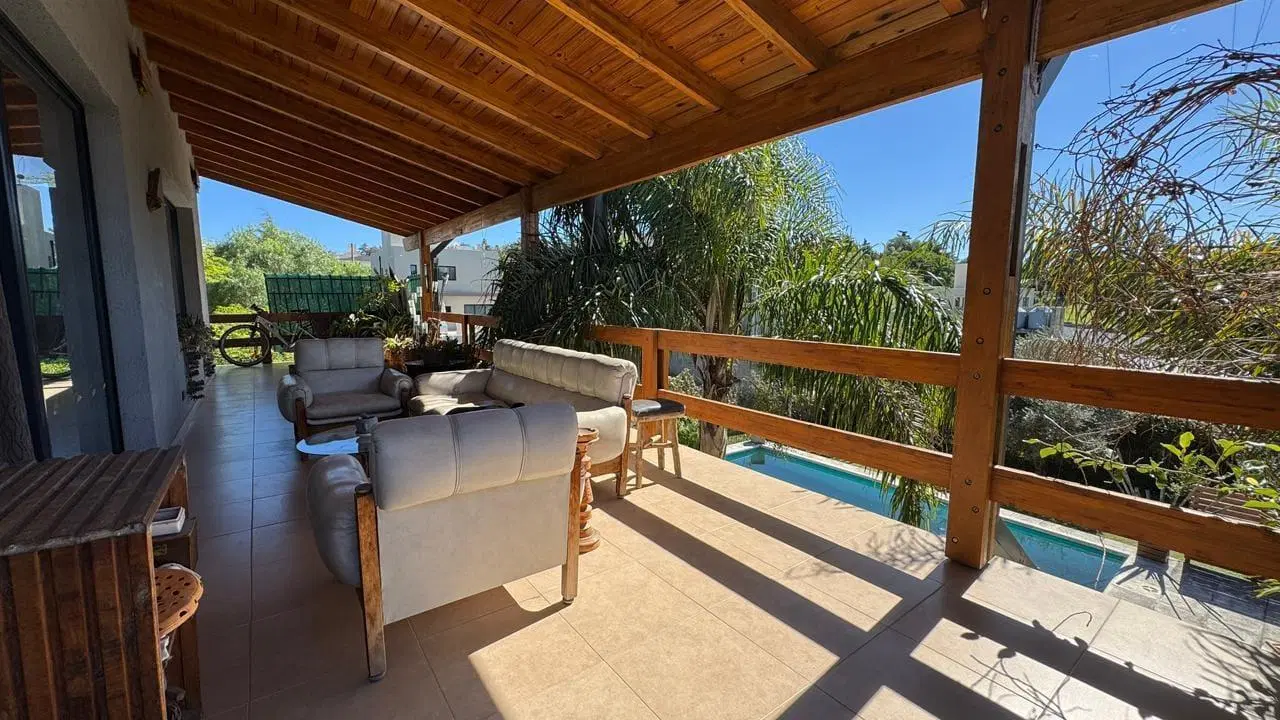VENTA DE CASA EN BARRIO BECCIÚ - VILLA CARLOS PAZ 3