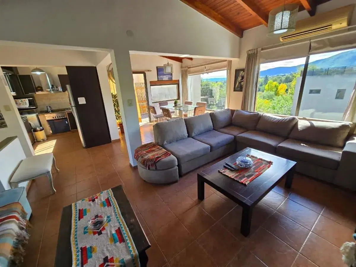 VENTA DE CASA 4 DORMITORIOS EN SOLARES DE LAS ENSENADAS - VILLA CARLOS PAZ 3