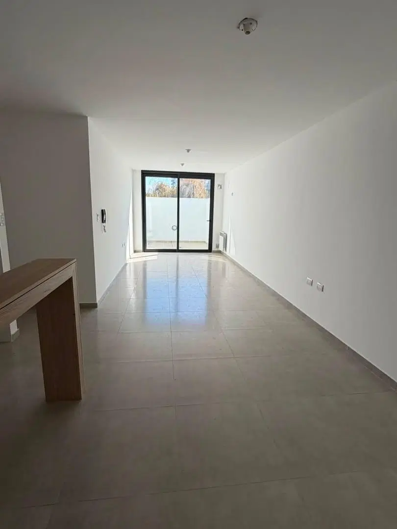 VENTA DEPARTAMENTO 1 DORM. A ESTRENAR EN VILLA CARLOS PAZ - SOBRE AVDA. LIBERTAD 1