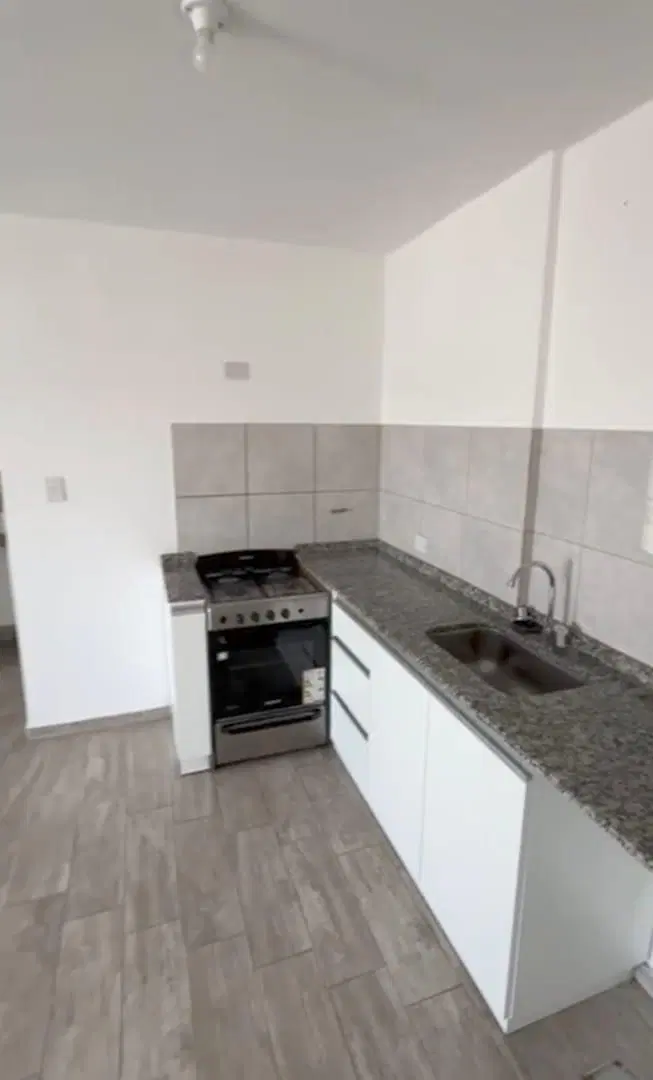 VENTA DE DEPARTAMENTO 1 DORM. B° GENERAL PAZ 6